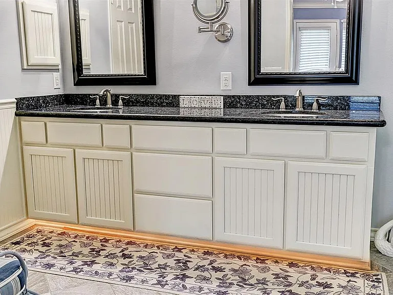 10022 Cabin Creek Dr — Photo 20