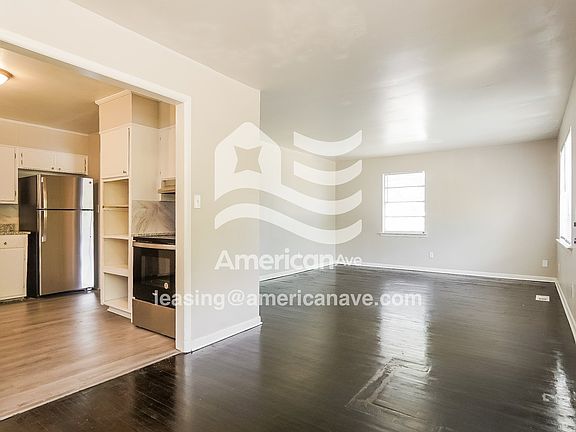 1544826_005_dining_room_12789467.jpg
