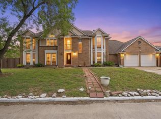 13051 Meadowline Dr, Houston, TX 77082