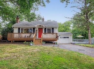 6140 Saint Croix Ave N, Golden Valley, MN 55422