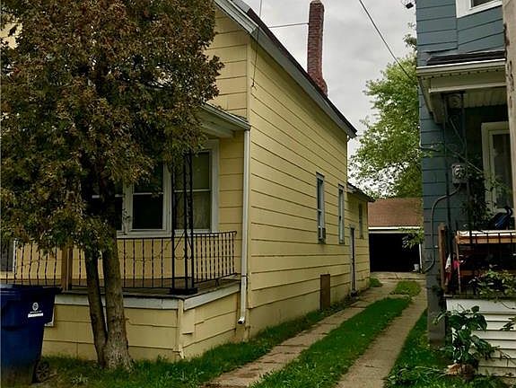 3rd image of 169 Brinkman Ave
