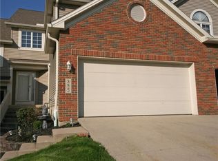 395 Ambleside Way, Amherst, OH 44001