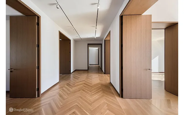 Rented by Douglas Elliman | media 16