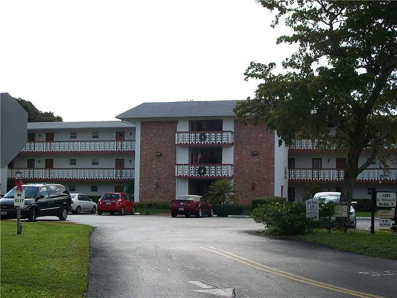 1st image of 1201 S Hillcrest Ct #303