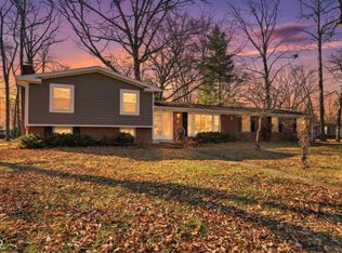 402 Jenny Ln, Carmel, IN 46032