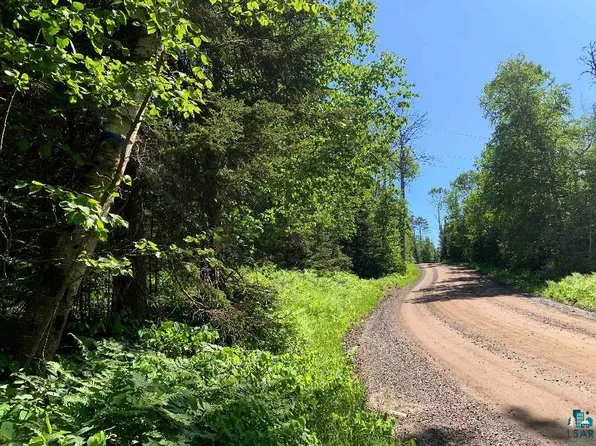 235 S Clearwater Rd, Grand Marais, MN 55604