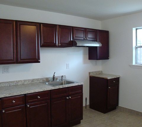 4th image of 2925 W Girard Ave