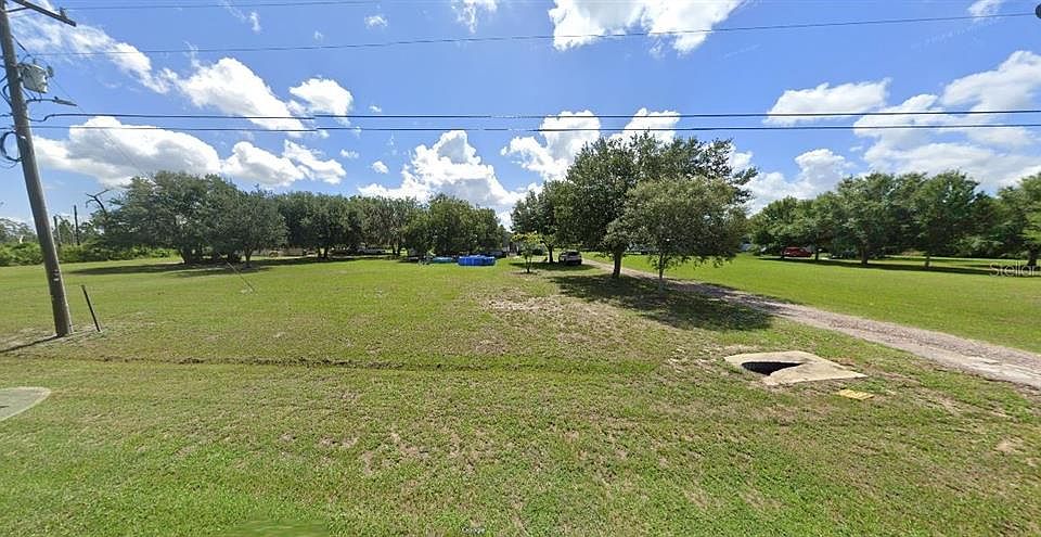 2nd image of Tiger Lake Rd