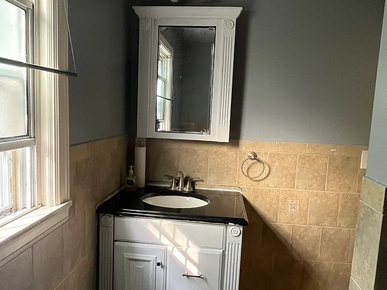 66 Milton St — Photo 7