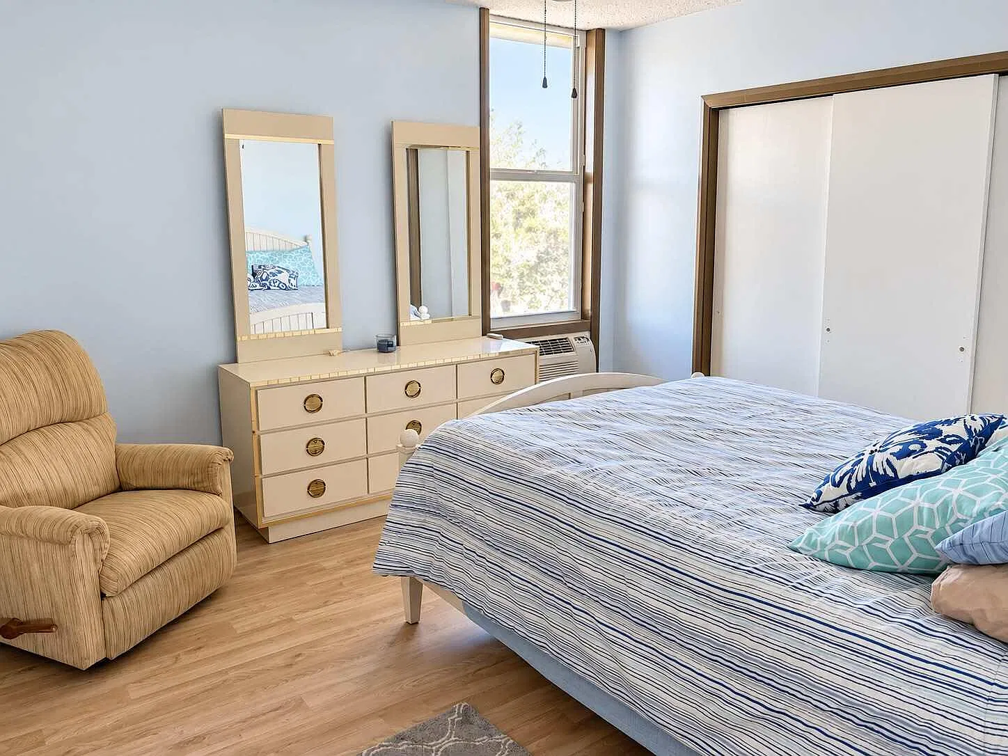 1 bed, 1.0 bath, 550 sqft, $1,695 — Photo 4