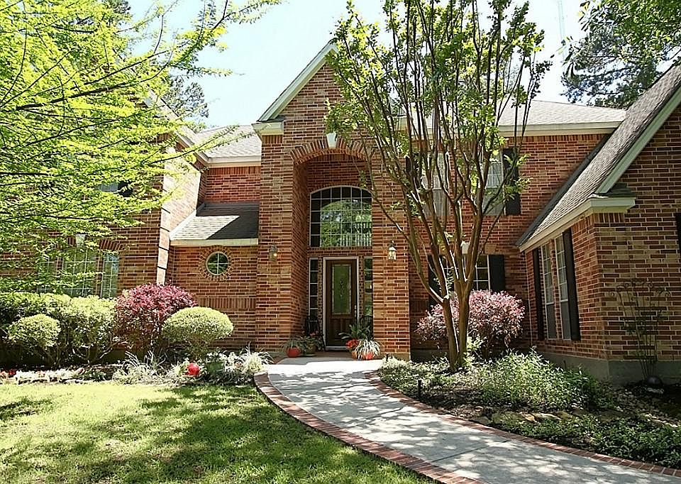 1st image of 15411 Hunters Bend Dr