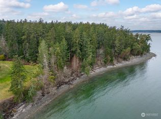 6 Reeder Bay Rd, Coupeville, WA 98239