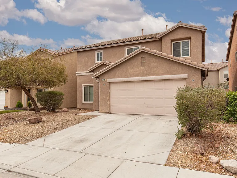275 Calvino Ave — Photo 2