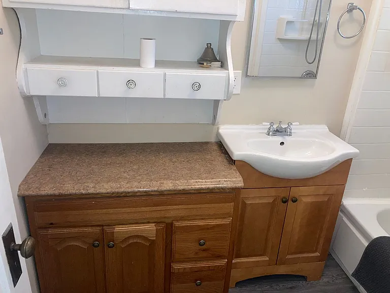 615 E I St — Photo 18