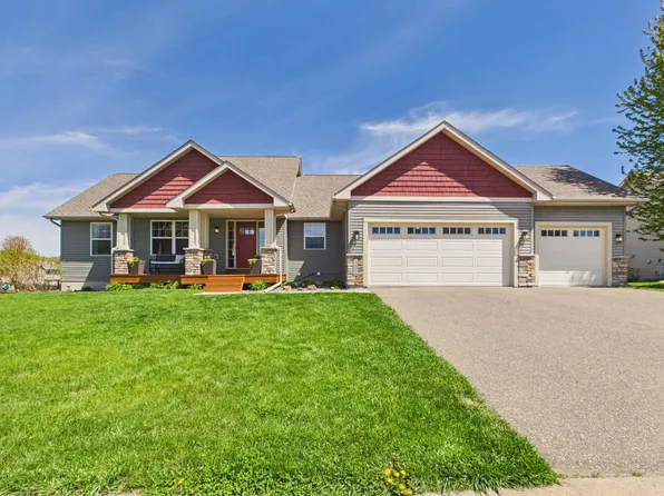 12668 314th St, Lindstrom, MN 55045