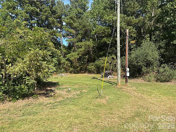 2nd image of 2615 S Anderson Rd