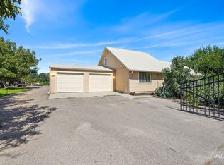 384 Ripple Rd, Ontario, OR 97914