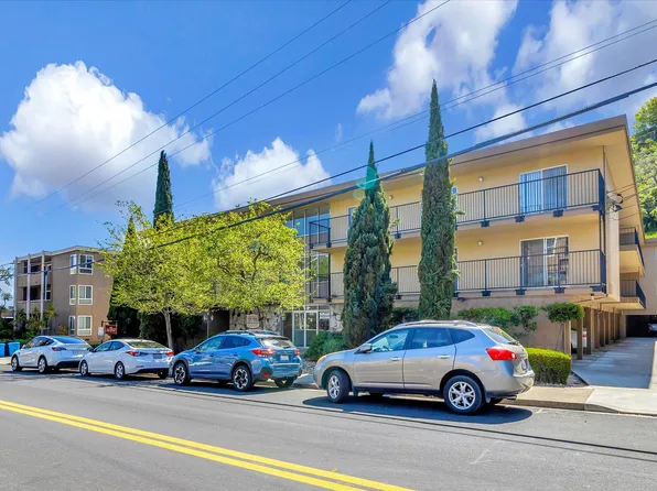 2431 Carlmont Dr #10, Belmont, CA 94002