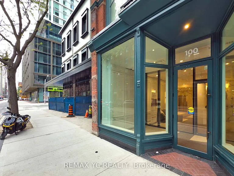 100 Queen St E #3301 — Photo 2