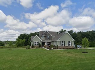 222 Ashford St, Brighton, MI 48114