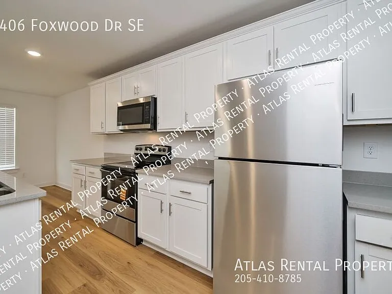 4406 Foxwood Dr — Photo 10