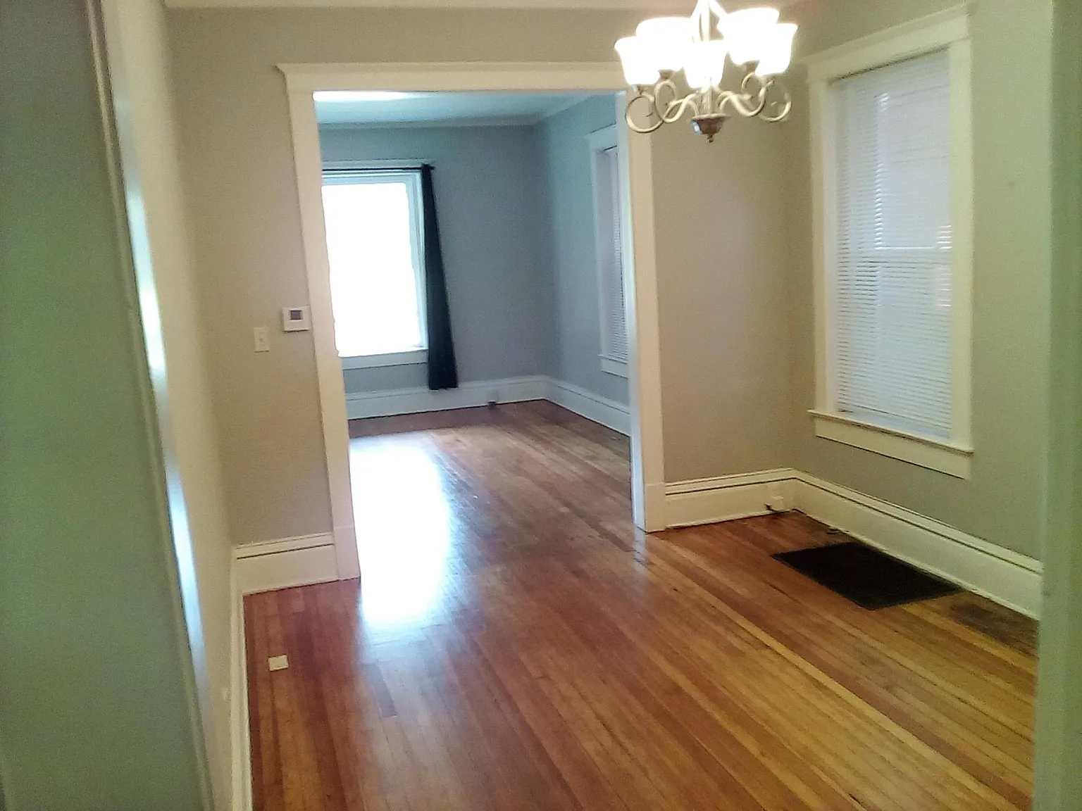 1 bed, 1000 sqft, $1,025 — Photo 4