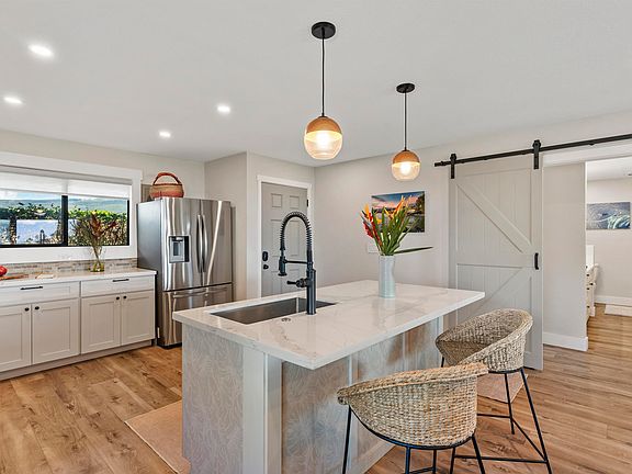 4th image of 150 Puukolii Rd APT 43