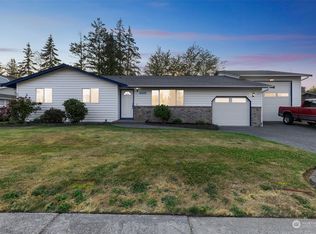 1806 Sandalwood Ct, Mount Vernon, WA