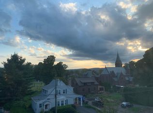 6 Spring St APT 3, Portland, CT 06480