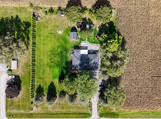 936 W Corning Rd, Beecher, IL 60401