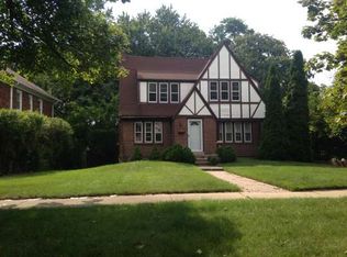 292 Ottawa Dr, Pontiac, MI 48341