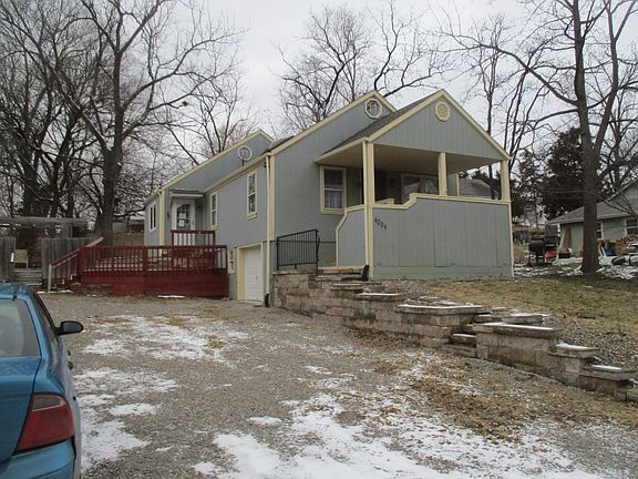 3rd image of 4234 N Olive St