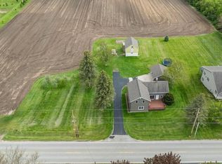 1010 Fond Du Lac St, Mount Calvary, WI 53057