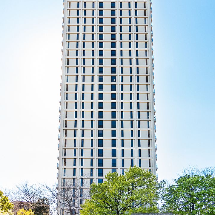 1st image of 1960 N Lincoln Park W APT 1505
