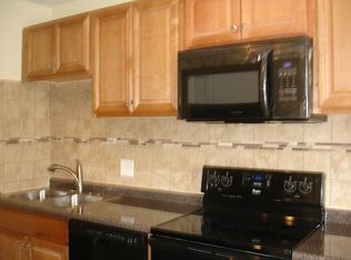 8242 Appleton Dr, Saint Louis, MO 63132