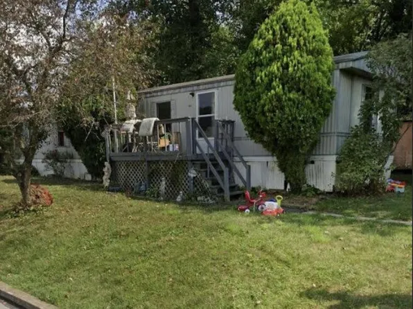 1600 Baer Ave, Hanover, PA 17331