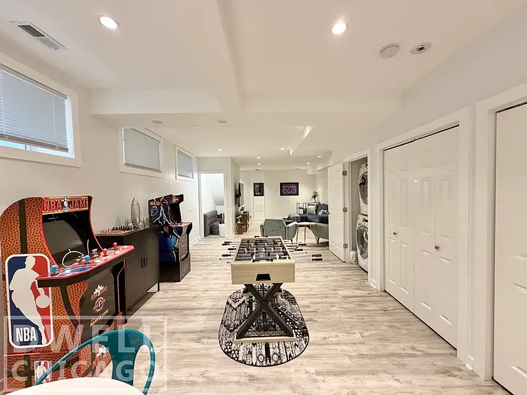 1419 N Paulina St — Photo 45