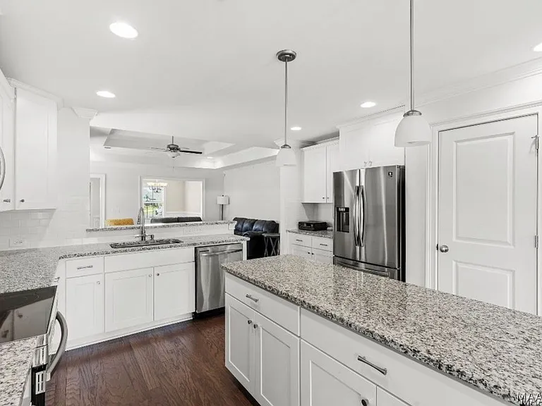 211 Lee Audis Ln — Photo 13