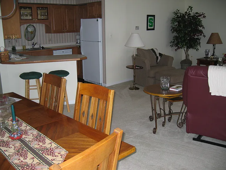 1134 Charlevoix Ave #10 — Photo 12
