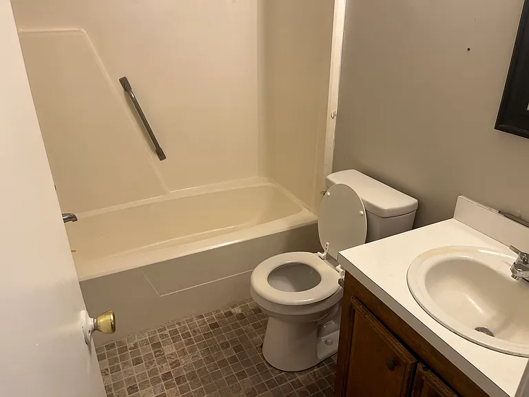 26 Cutlers Ct #B — Photo 9