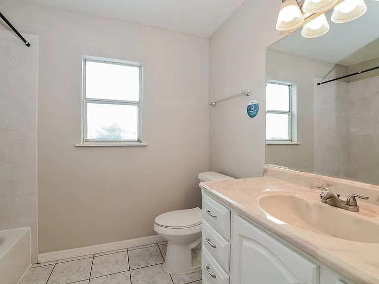 1212 Abberton Dr — Photo 16