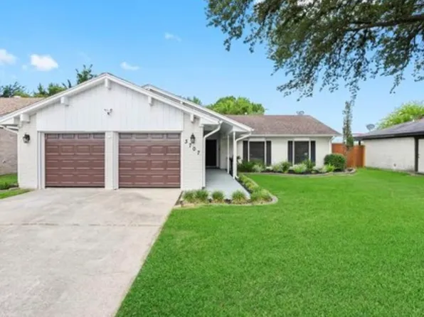 3707 Edgebrook Dr #1, Baytown, TX 77521