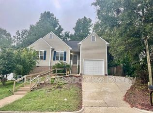 2408 Laurel Falls Ln, Raleigh, NC 27603