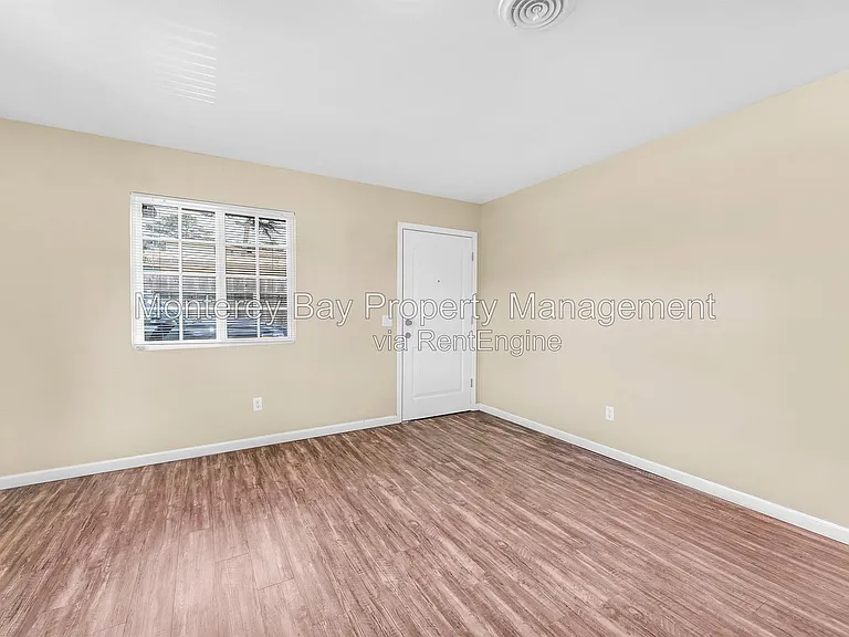 229 Hillcrest Ave #1-1-1 — Photo 9