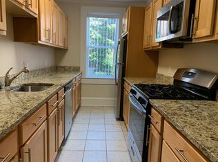 18 Short St APT 2, Brookline, MA 02446
