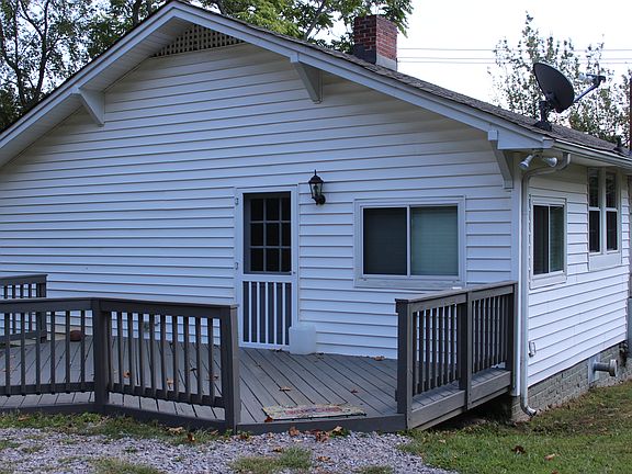 4th image of 4109 Garden Dr