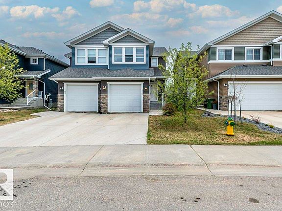 2nd image of 471 Reed Cres