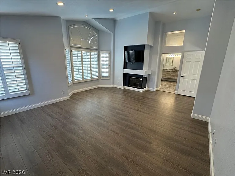 8218 Mount Nido Dr — Photo 28