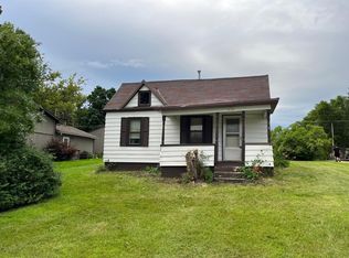 610 E 7th St, Starbuck, MN 56381