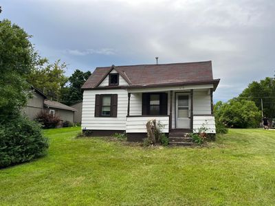 610 E 7th St, Starbuck, MN, 56381